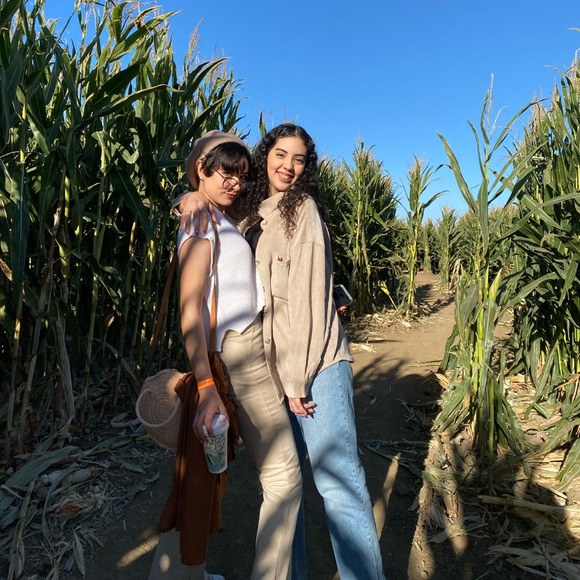 Pink flannel/cardigan - Picture 3 of 4